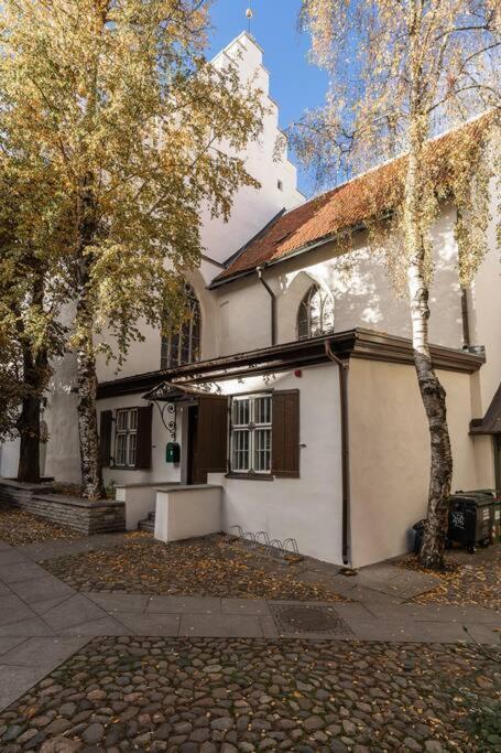 Pueha Vaimu Kuelaliskorter Talin Exterior foto